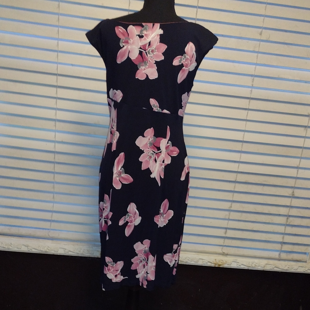 Connected pink/blk flowered dress Size 10P - Picture 3 of 6